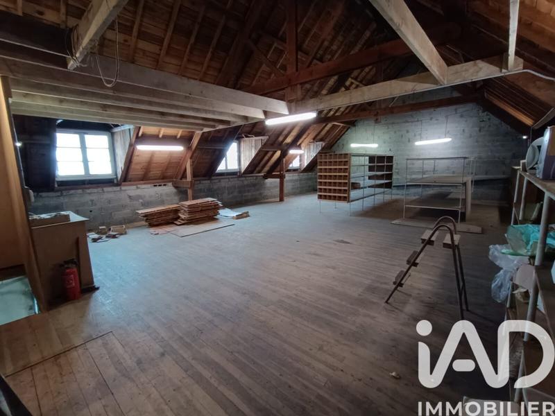 Maison - 185 m² - 8 pièces