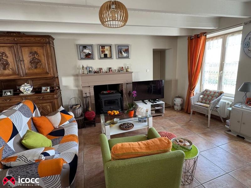 Maison en pierre - 155 m² - 6 pièces
