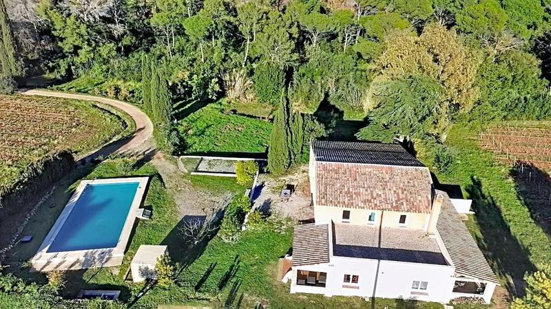 Maison - 274 m² - 9 pièces