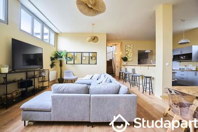 Chambre - 12 m² - 1 pièce