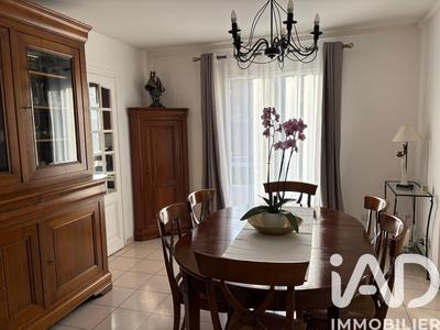 Maison - 148 m² - 7 pièces