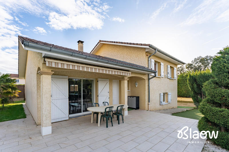 Maison - 151 m² - 6 pièces