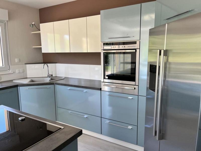 Maison - 200 m² - 8 pièces