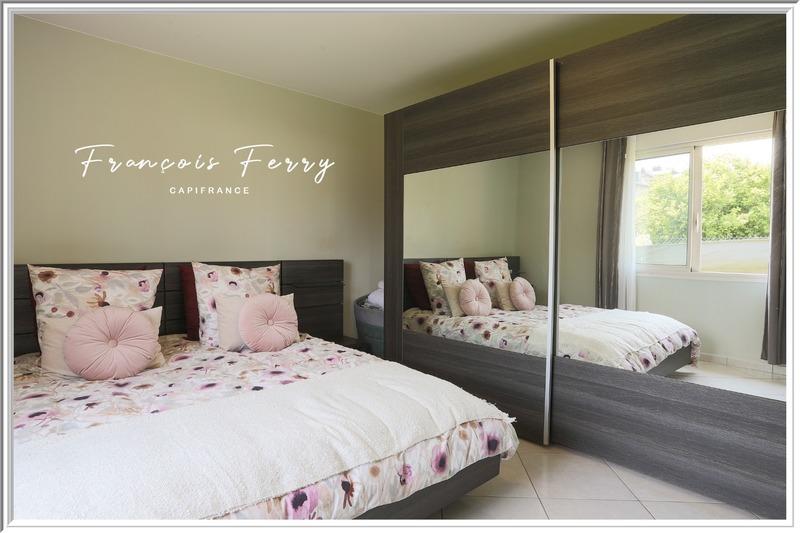 Maison - 205 m² - 8 pièces