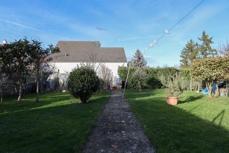 Maison traditionnelle - 81 m² - 4 pièces