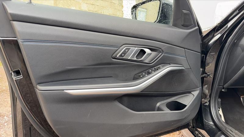 Bmw Série 3 318d 150 Bva8 m Sport