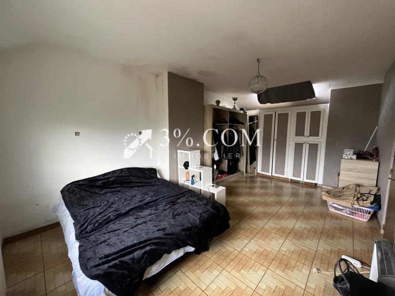 Maison - 200 m² - 5 pièces