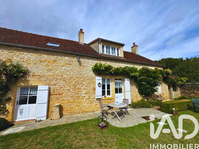 Maison - 197 m² - 7 pièces