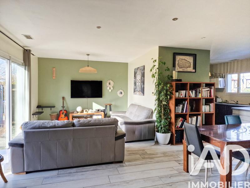 Maison - 96 m² - 4 pièces