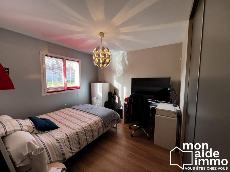 Maison - 121 m² - 5 pièces