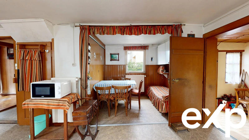 Maison - 99 m² - 5 pièces