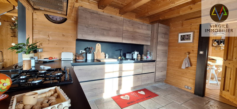 Maison - 151 m² - 6 pièces