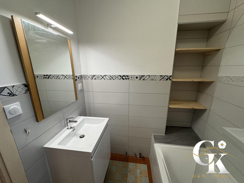 Appartement - 72 m² - 2 pièces