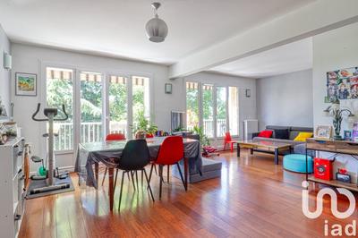 Appartement - 89 m² - 5 pièces