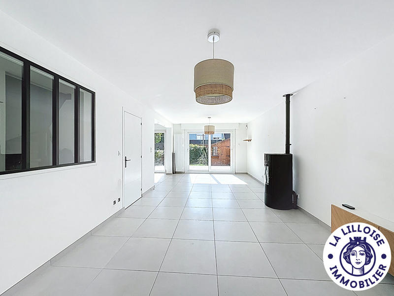 Maison - 95 m² - 5 pièces