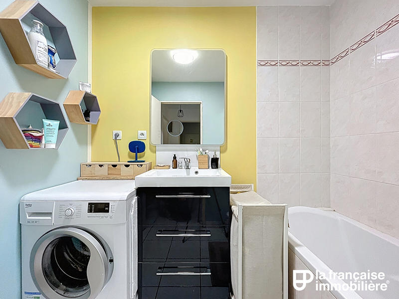 Appartement - 65 m² - 3 pièces