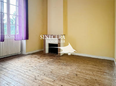 Maison - 208 m² - 3 pièces