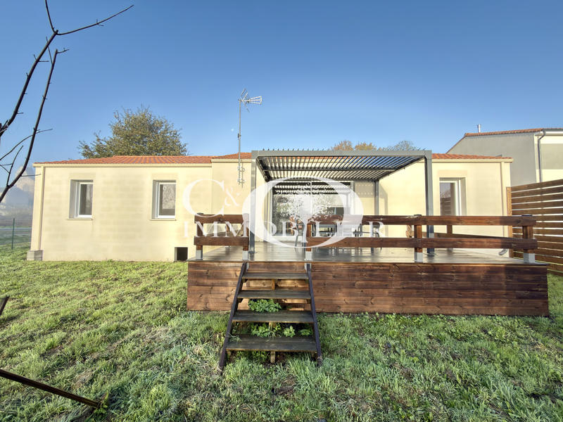 Maison - 120 m² - 5 pièces