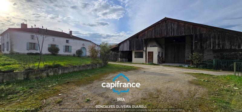 Corps de ferme - 240 m² - 7 pièces