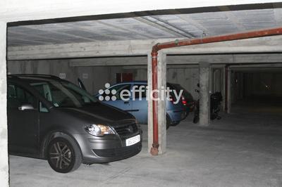 Parking / Garage - 14 m²