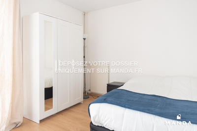 Chambre - 10 m² - 5 pièces