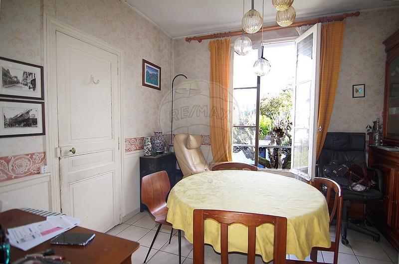 Maison - 174 m² - 25 pièces