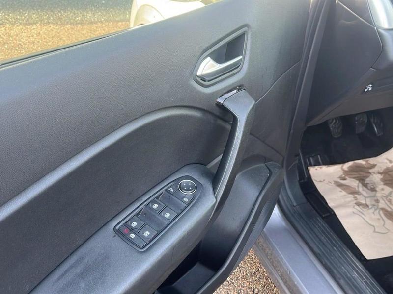 Renault Captur TCe 100 Gpl Evolution