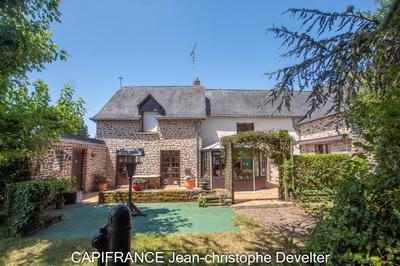 Maison en pierre - 250 m² - 8 pièces