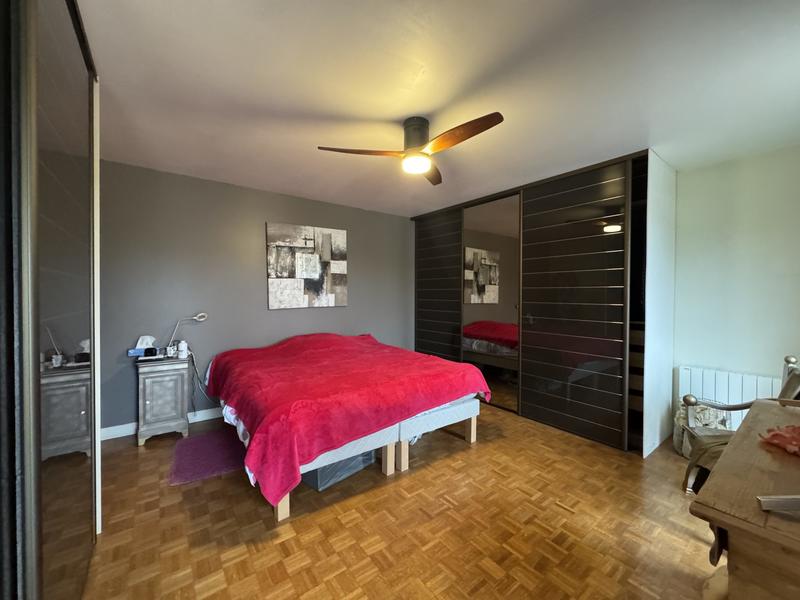 Maison - 210 m² - 6 pièces