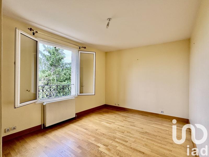 Maison - 200 m² - 7 pièces