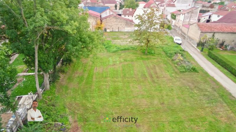 Terrain - 700 m²