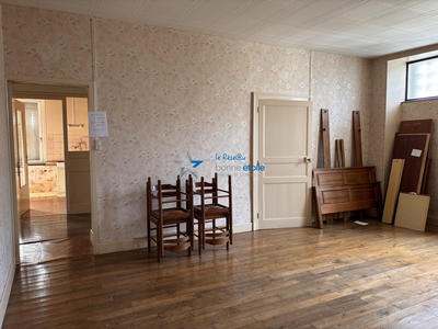 Maison ancienne - 272 m² - 10 pièces