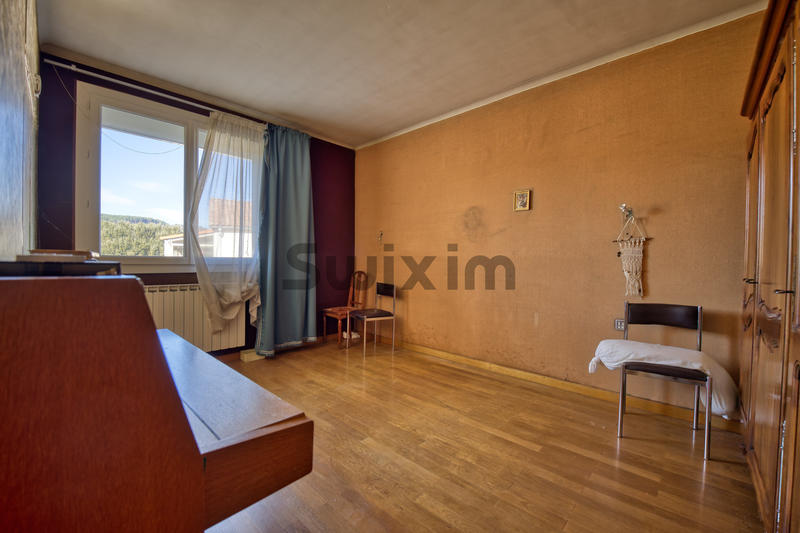 Maison - 100 m² - 6 pièces