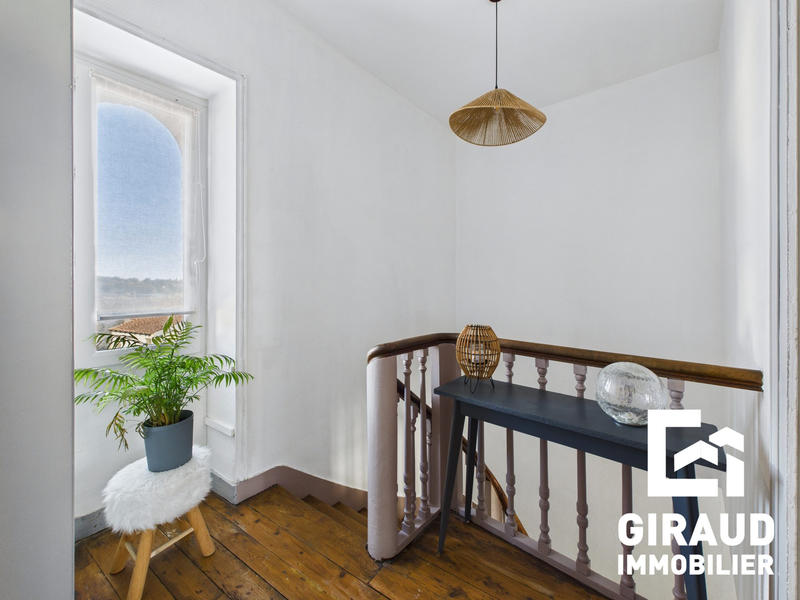 Maison - 86 m² - 5 pièces