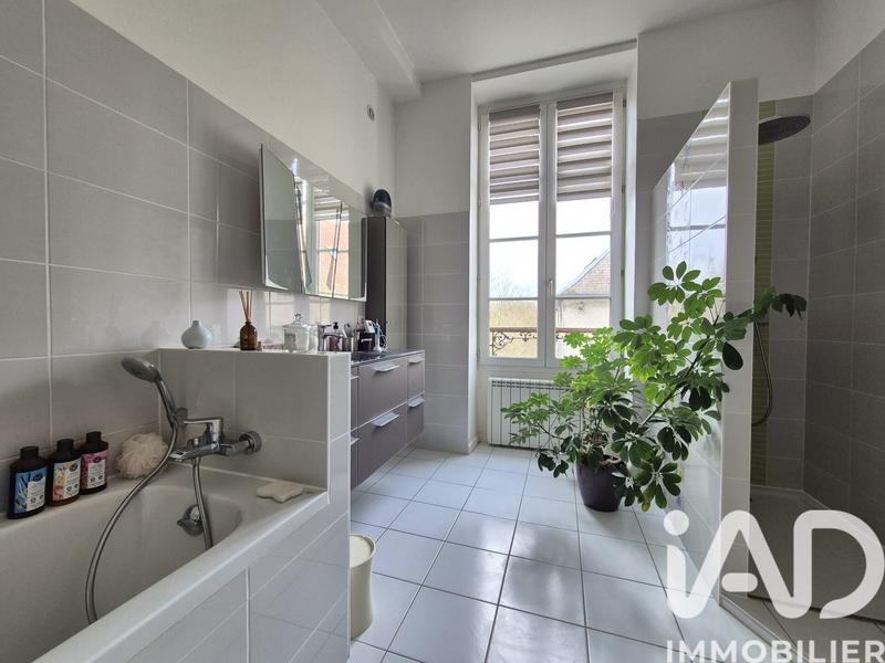 Maison de ville - 285 m² - 15 pièces