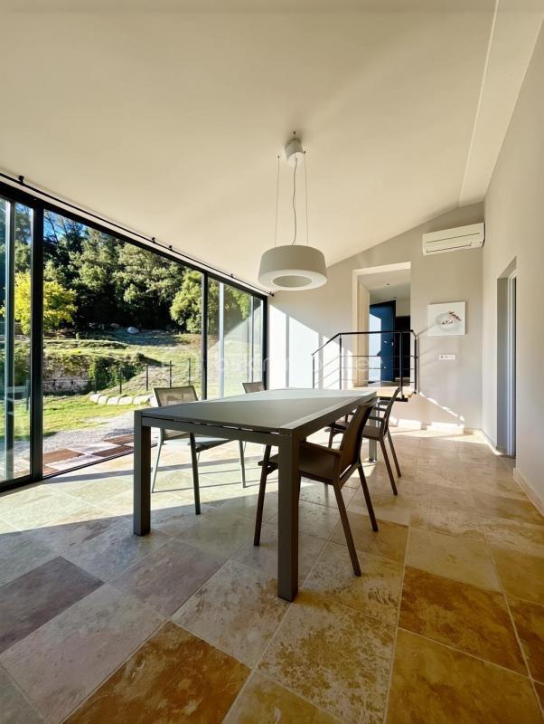 Maison - 168 m² - 6 pièces