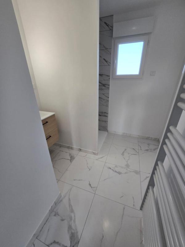 Maison - 96 m² - 5 pièces