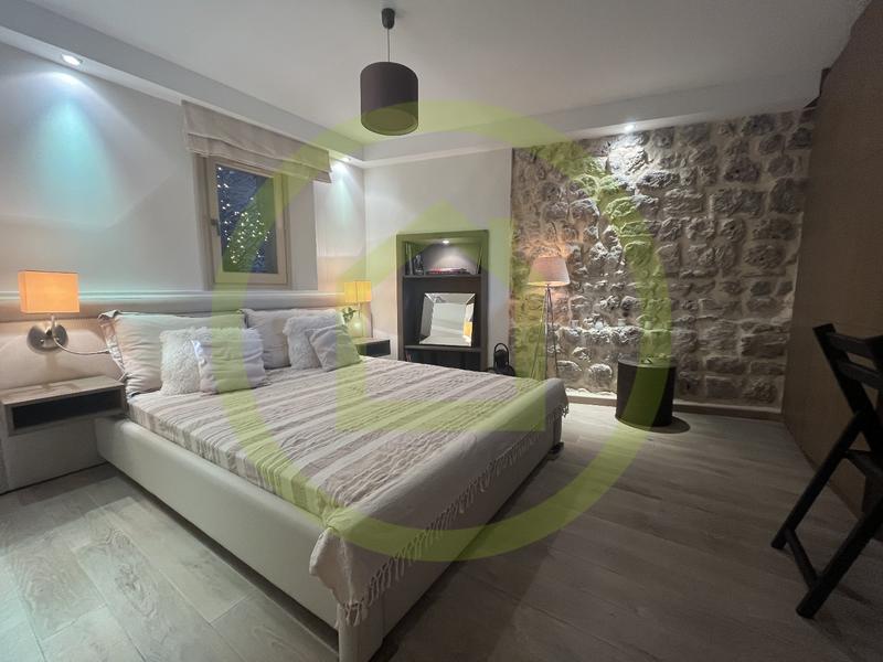 Appartement - 80 m² - 3 pièces