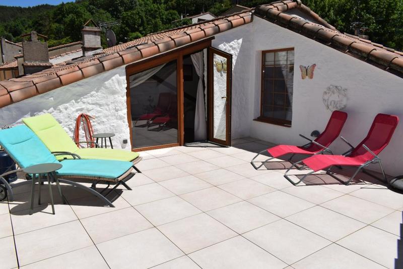 Maison de village - 250 m² - 10 pièces