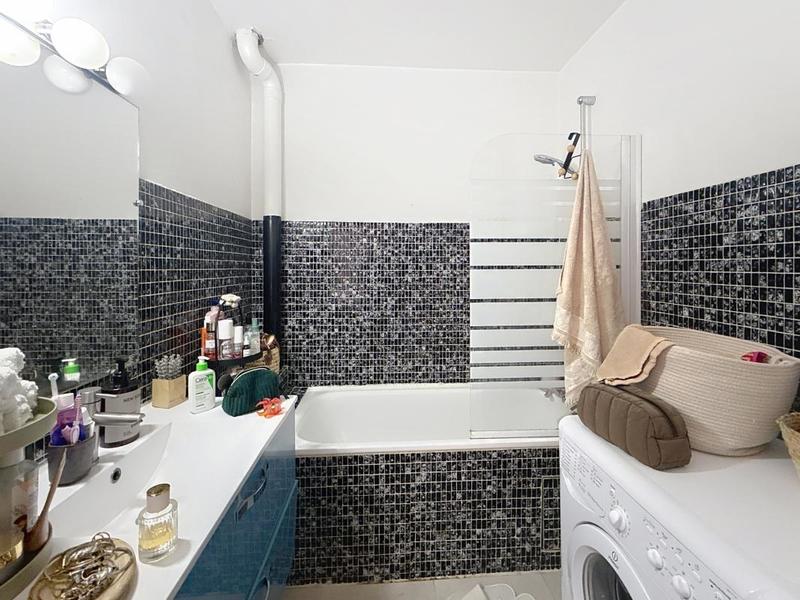 Appartement - 49 m² - 2 pièces