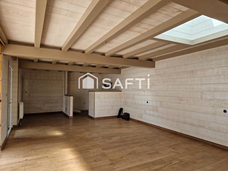 Maison - 399 m² - 17 pièces