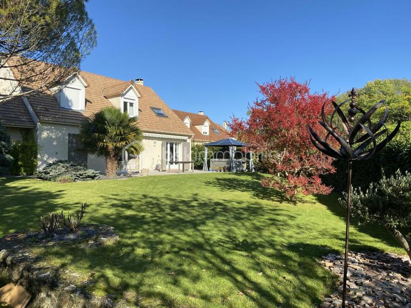 Villa - 154 m² - 7 pièces