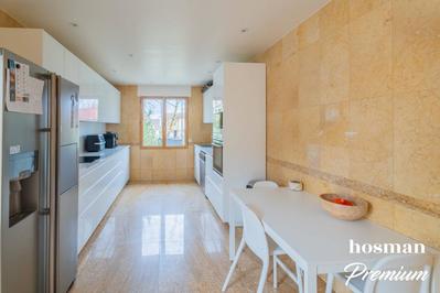 Maison - 178 m² - 7 pièces