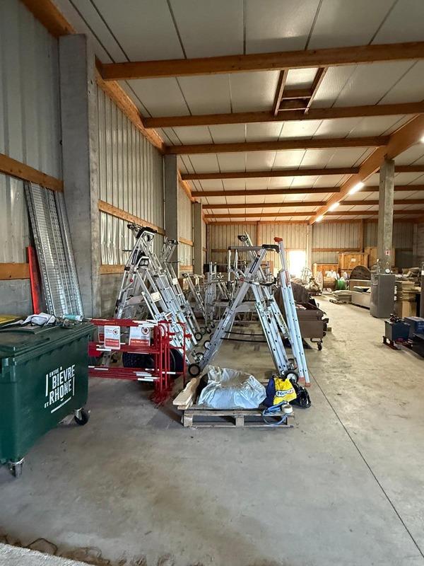 Bureau - 960 m² - 3 pièces