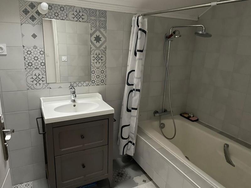 Maison - 255 m² - 8 pièces