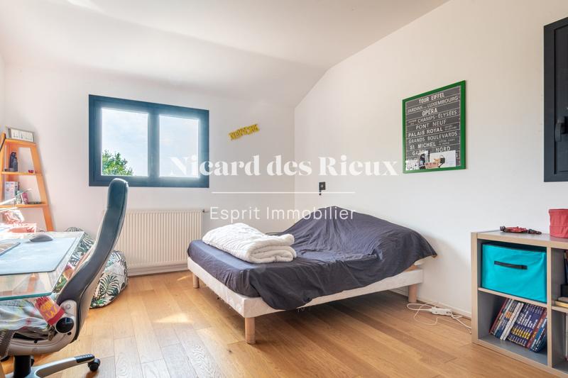 Maison - 179 m² - 8 pièces