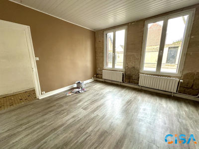 Maison - 76 m² - 4 pièces