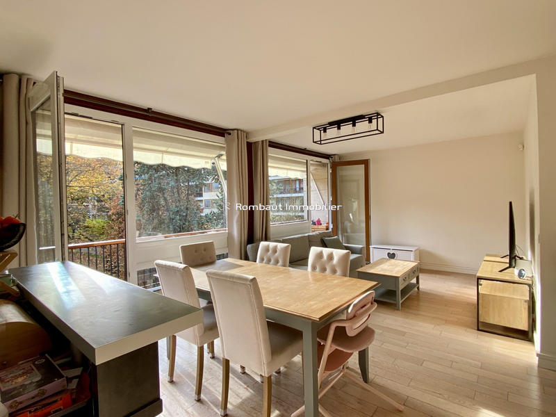 Appartement - 87 m² - 5 pièces