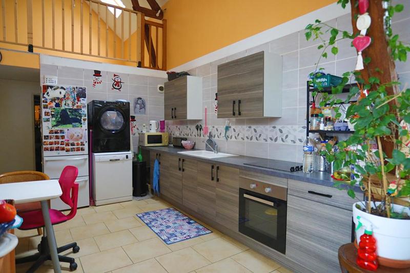 Maison - 424 m² - 14 pièces