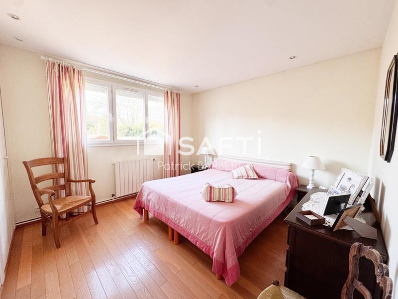 Maison - 120 m² - 6 pièces